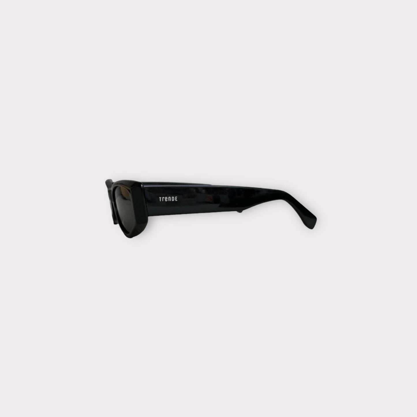 Trende Adult Vintage Acetate- Black (TAC polarised lenses)